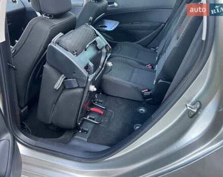 Серый Пежо 308, объемом двигателя 1.6 л и пробегом 316 тыс. км за 5300 $, фото 16 на Automoto.ua