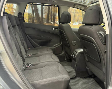 Серый Пежо 308, объемом двигателя 1.6 л и пробегом 330 тыс. км за 4400 $, фото 18 на Automoto.ua