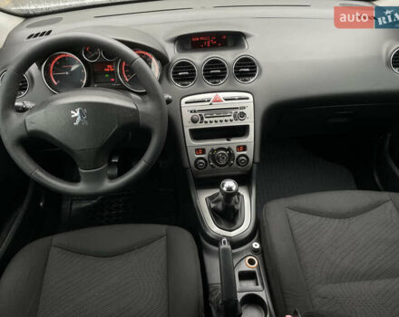 Сірий Пежо 308, об'ємом двигуна 1.6 л та пробігом 269 тис. км за 4444 $, фото 47 на Automoto.ua