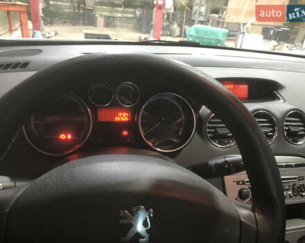 Серый Пежо 308, объемом двигателя 1.6 л и пробегом 237 тыс. км за 6000 $, фото 5 на Automoto.ua