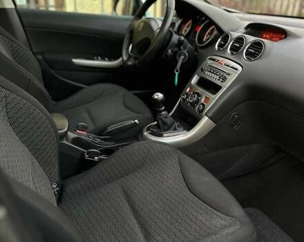 Серый Пежо 308, объемом двигателя 1.6 л и пробегом 237 тыс. км за 4900 $, фото 17 на Automoto.ua