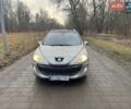 Серый Пежо 308, объемом двигателя 1.6 л и пробегом 233 тыс. км за 5500 $, фото 1 на Automoto.ua