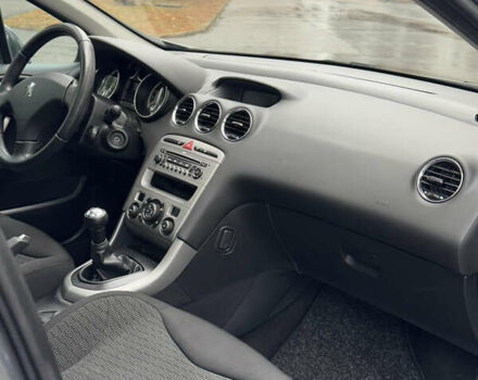 Серый Пежо 308, объемом двигателя 1.6 л и пробегом 265 тыс. км за 5999 $, фото 40 на Automoto.ua