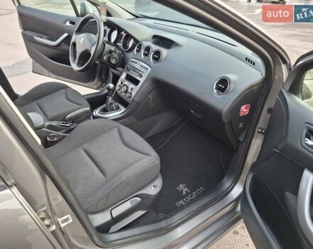 Серый Пежо 308, объемом двигателя 1.6 л и пробегом 294 тыс. км за 4600 $, фото 27 на Automoto.ua