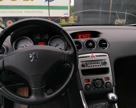 Сірий Пежо 308, об'ємом двигуна 1.6 л та пробігом 303 тис. км за 4900 $, фото 3 на Automoto.ua