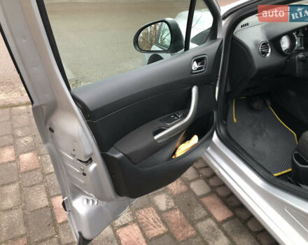 Серый Пежо 308, объемом двигателя 1.6 л и пробегом 200 тыс. км за 4999 $, фото 5 на Automoto.ua