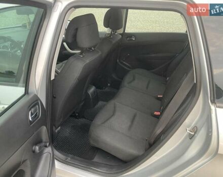 Пежо 308 2009 в Тернополе на Automoto.ua Серый Пежо 308, объемом двигателя 1.6 л и пробегом 277 тыс. км за 5600 $, фото 23 на Automoto.ua
