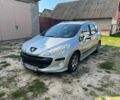 Серый Пежо 308, объемом двигателя 1.6 л и пробегом 200 тыс. км за 4500 $, фото 1 на Automoto.ua