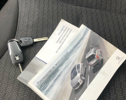 Серый Пежо 308, объемом двигателя 1.6 л и пробегом 200 тыс. км за 4999 $, фото 10 на Automoto.ua