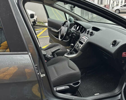 Серый Пежо 308, объемом двигателя 1.6 л и пробегом 247 тыс. км за 4250 $, фото 14 на Automoto.ua