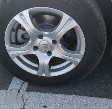 Серый Пежо 308, объемом двигателя 1.6 л и пробегом 244 тыс. км за 5700 $, фото 19 на Automoto.ua