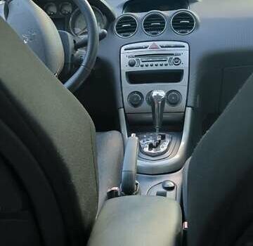 Серый Пежо 308, объемом двигателя 1.6 л и пробегом 244 тыс. км за 5700 $, фото 6 на Automoto.ua