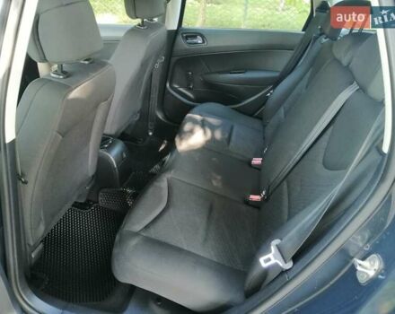 Пежо 308 2009 в Ровно на Automoto.ua Серый Пежо 308, объемом двигателя 1.6 л и пробегом 237 тыс. км за 4650 $, фото 31 на Automoto.ua