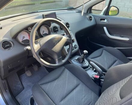 Серый Пежо 308, объемом двигателя 1.6 л и пробегом 200 тыс. км за 4500 $, фото 8 на Automoto.ua