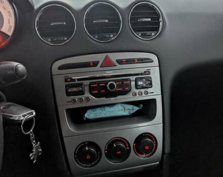 Серый Пежо 308, объемом двигателя 1.6 л и пробегом 202 тыс. км за 5250 $, фото 11 на Automoto.ua