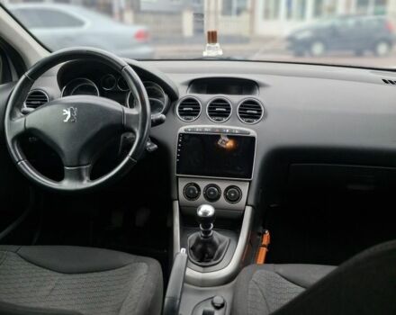 Серый Пежо 308, объемом двигателя 0 л и пробегом 309 тыс. км за 5450 $, фото 12 на Automoto.ua