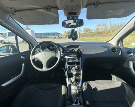 Пежо 308 2009 в Львове на Automoto.ua Серый Пежо 308, объемом двигателя 1.6 л и пробегом 490 тыс. км за 5500 $, фото 8 на Automoto.ua