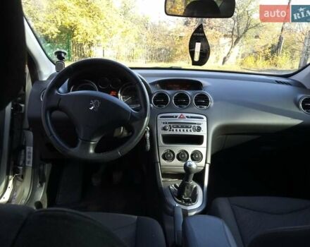 Пежо 308 2009 в Харькове на Automoto.ua Серый Пежо 308, объемом двигателя 1.6 л и пробегом 185 тыс. км за 5500 $, фото 5 на Automoto.ua