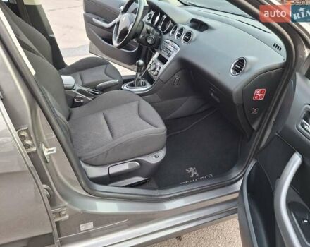 Серый Пежо 308, объемом двигателя 1.6 л и пробегом 294 тыс. км за 4600 $, фото 25 на Automoto.ua