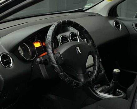 Серый Пежо 308, объемом двигателя 1.6 л и пробегом 230 тыс. км за 4450 $, фото 13 на Automoto.ua