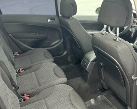 Сірий Пежо 308, об'ємом двигуна 1.6 л та пробігом 165 тис. км за 5999 $, фото 55 на Automoto.ua