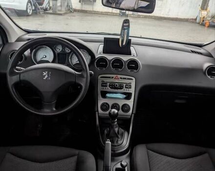 Серый Пежо 308, объемом двигателя 1.6 л и пробегом 202 тыс. км за 5250 $, фото 9 на Automoto.ua