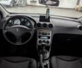 Серый Пежо 308, объемом двигателя 1.6 л и пробегом 202 тыс. км за 5250 $, фото 9 на Automoto.ua