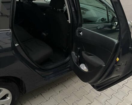 Серый Пежо 308, объемом двигателя 1.6 л и пробегом 230 тыс. км за 4450 $, фото 18 на Automoto.ua