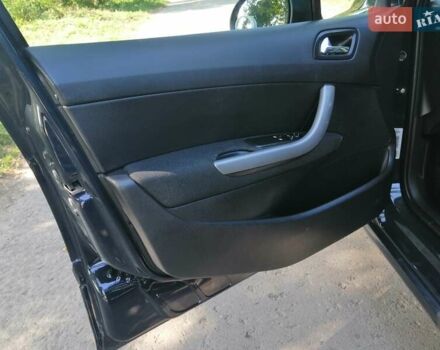 Пежо 308 2009 в Ровно на Automoto.ua Серый Пежо 308, объемом двигателя 1.6 л и пробегом 237 тыс. км за 4650 $, фото 35 на Automoto.ua