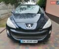 Пежо 308 2009 в Ровно на Automoto.ua Серый Пежо 308, объемом двигателя 1.6 л и пробегом 237 тыс. км за 4650 $, фото 10 на Automoto.ua