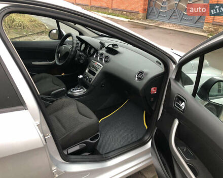 Серый Пежо 308, объемом двигателя 1.6 л и пробегом 200 тыс. км за 4999 $, фото 18 на Automoto.ua