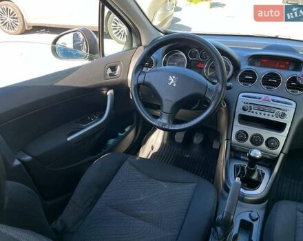 Сірий Пежо 308, об'ємом двигуна 1.6 л та пробігом 250 тис. км за 6490 $, фото 12 на Automoto.ua