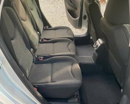 Серый Пежо 308, объемом двигателя 1.56 л и пробегом 255 тыс. км за 5400 $, фото 22 на Automoto.ua