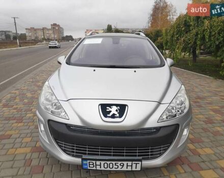 Сірий Пежо 308, об'ємом двигуна 1.56 л та пробігом 229 тис. км за 6500 $, фото 3 на Automoto.ua