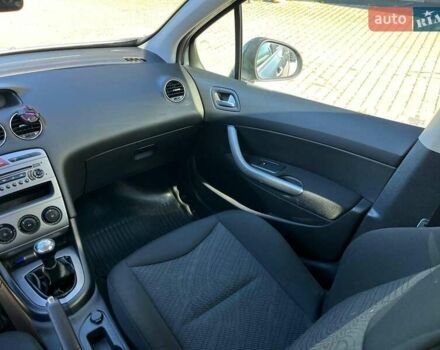 Сірий Пежо 308, об'ємом двигуна 1.6 л та пробігом 250 тис. км за 6490 $, фото 11 на Automoto.ua