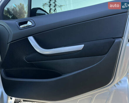 Серый Пежо 308, объемом двигателя 1.6 л и пробегом 223 тыс. км за 5500 $, фото 20 на Automoto.ua