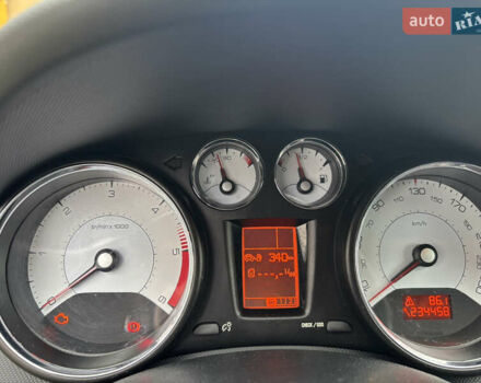 Серый Пежо 308, объемом двигателя 1.56 л и пробегом 234 тыс. км за 6200 $, фото 20 на Automoto.ua