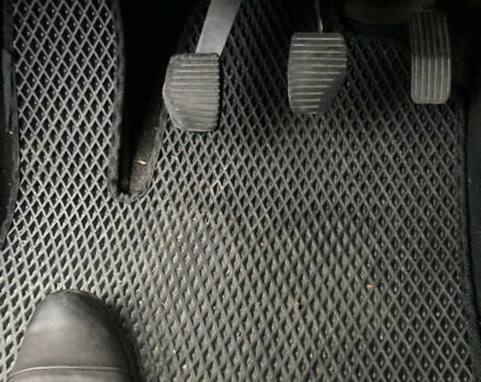 Серый Пежо 308, объемом двигателя 1.56 л и пробегом 238 тыс. км за 5500 $, фото 8 на Automoto.ua