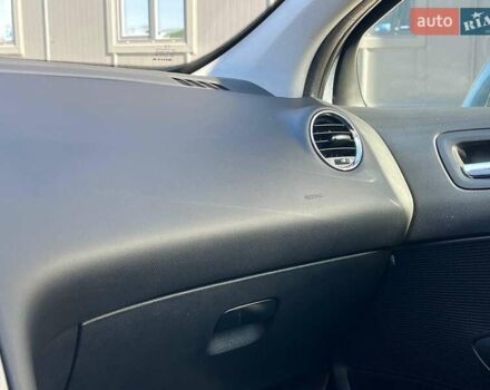 Сірий Пежо 308, об'ємом двигуна 1.6 л та пробігом 250 тис. км за 6490 $, фото 18 на Automoto.ua