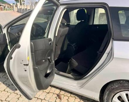 Серый Пежо 308, объемом двигателя 1.6 л и пробегом 245 тыс. км за 4711 $, фото 15 на Automoto.ua