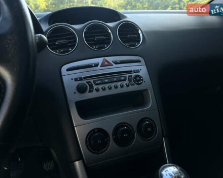 Серый Пежо 308, объемом двигателя 1.6 л и пробегом 223 тыс. км за 5500 $, фото 23 на Automoto.ua