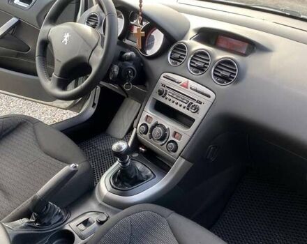 Серый Пежо 308, объемом двигателя 1.56 л и пробегом 255 тыс. км за 5400 $, фото 24 на Automoto.ua