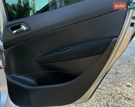 Серый Пежо 308, объемом двигателя 1.6 л и пробегом 223 тыс. км за 5500 $, фото 17 на Automoto.ua