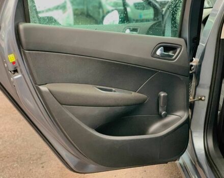 Серый Пежо 308, объемом двигателя 1.6 л и пробегом 234 тыс. км за 5990 $, фото 19 на Automoto.ua