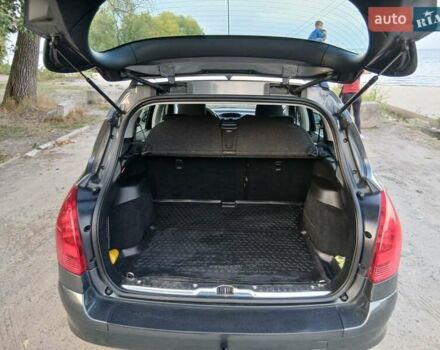 Серый Пежо 308, объемом двигателя 1.56 л и пробегом 253 тыс. км за 5700 $, фото 1 на Automoto.ua