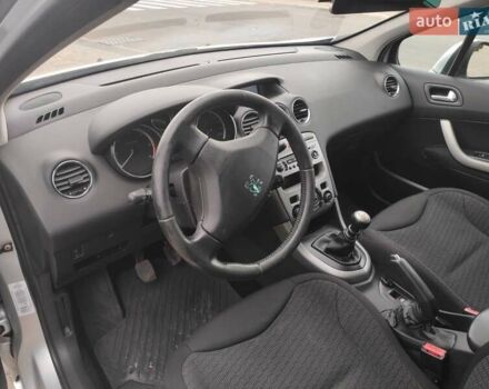 Сірий Пежо 308, об'ємом двигуна 1.56 л та пробігом 229 тис. км за 6500 $, фото 8 на Automoto.ua