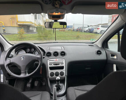 Серый Пежо 308, объемом двигателя 1.56 л и пробегом 234 тыс. км за 6200 $, фото 11 на Automoto.ua