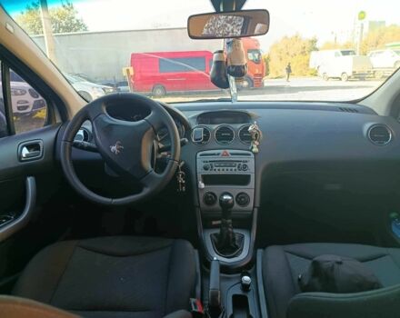 Серый Пежо 308, объемом двигателя 1.6 л и пробегом 395 тыс. км за 4750 $, фото 11 на Automoto.ua