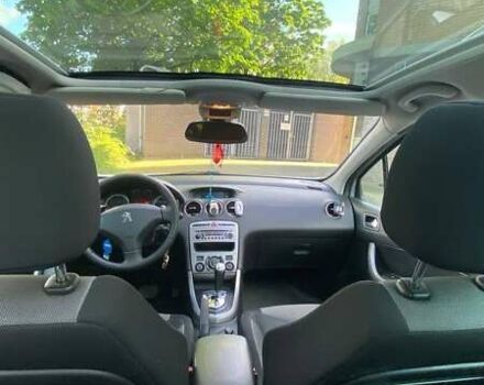 Сірий Пежо 308, об'ємом двигуна 1.6 л та пробігом 230 тис. км за 5800 $, фото 3 на Automoto.ua