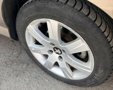 Сірий Пежо 308, об'ємом двигуна 1.56 л та пробігом 282 тис. км за 6099 $, фото 10 на Automoto.ua